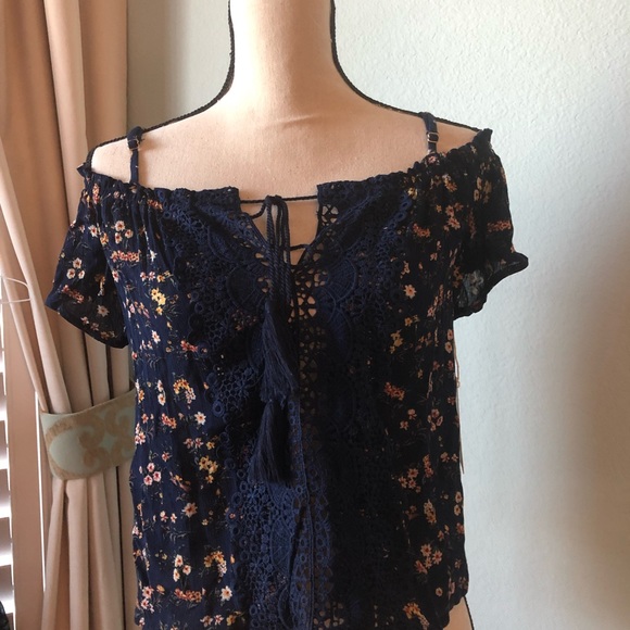 Top - Picture 4 of 6